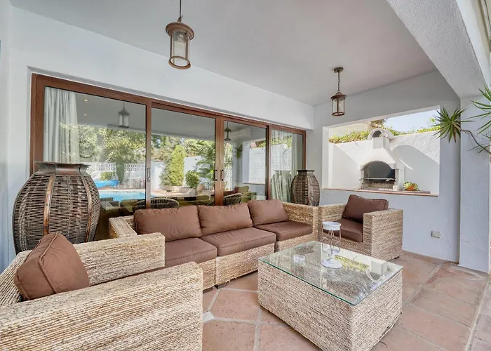 Willa 1102 With Pool ,lounge, Bbq ,direkt In Marbella