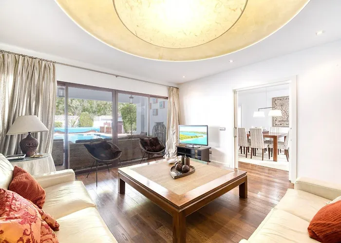 1102 With Pool ,lounge, Bbq ,direkt In Willa Marbella