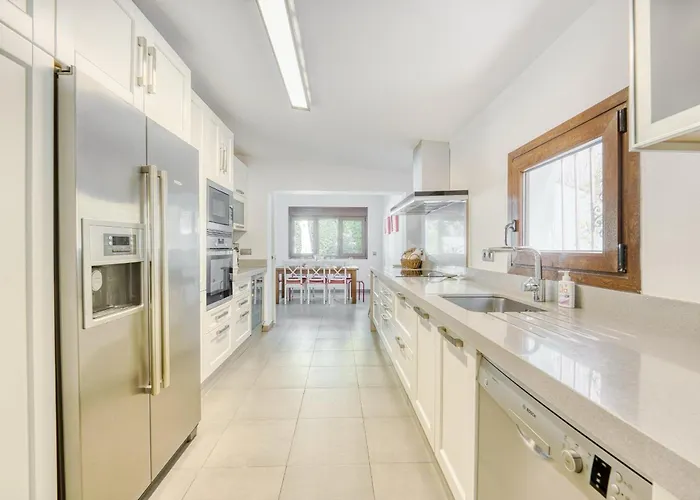 1102 With Pool ,lounge, Bbq ,direkt In
